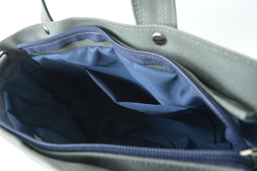 Tokyo Tote 204 Smoke Green | Tote & Crossbody Bag