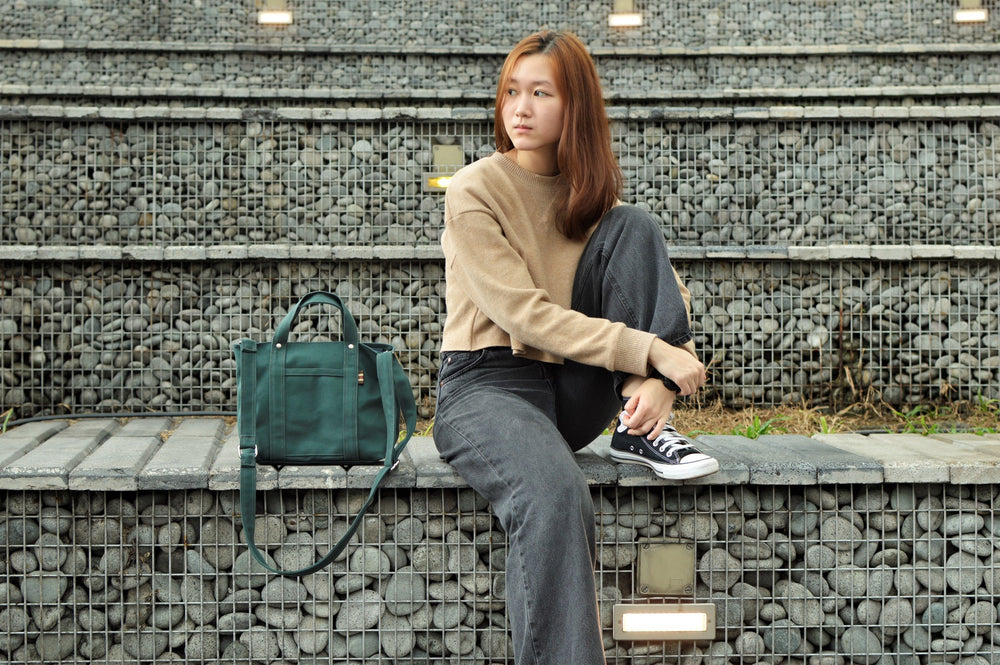 Tokyo Tote 204 Christmas Green | Tote & Crossbody Bag