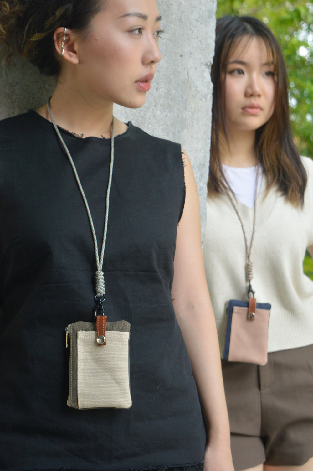 Two Tone Card Pouch | 8 Colours Available