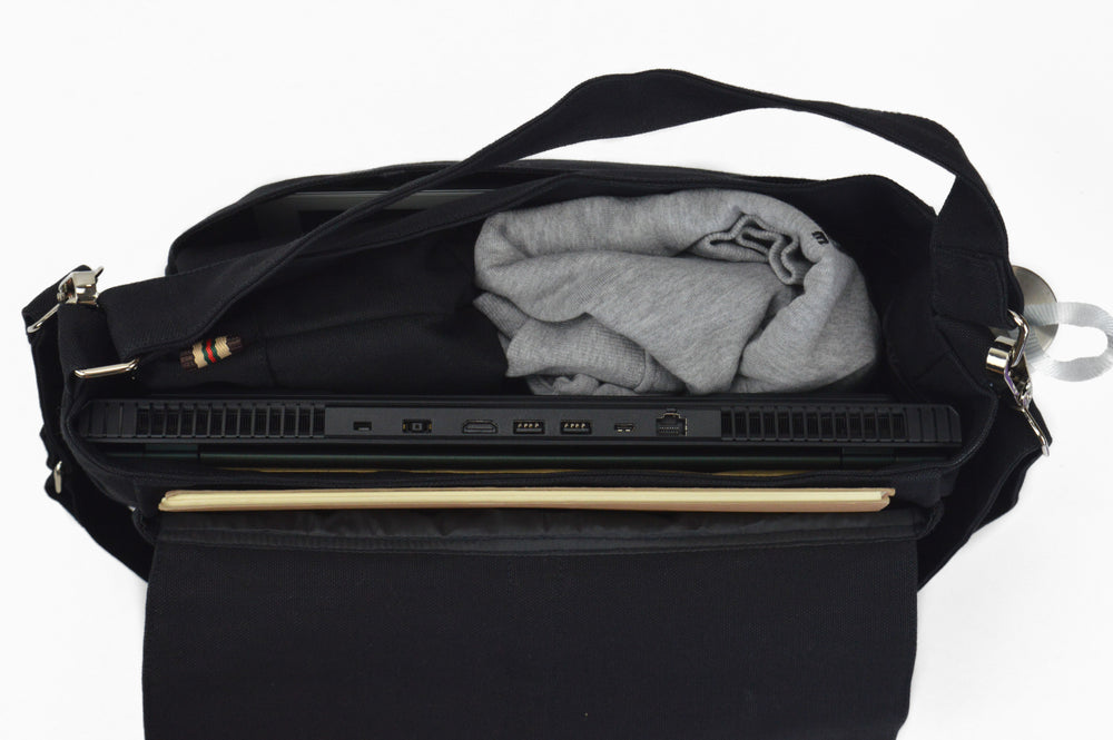 crossbody canvas shoulder bag