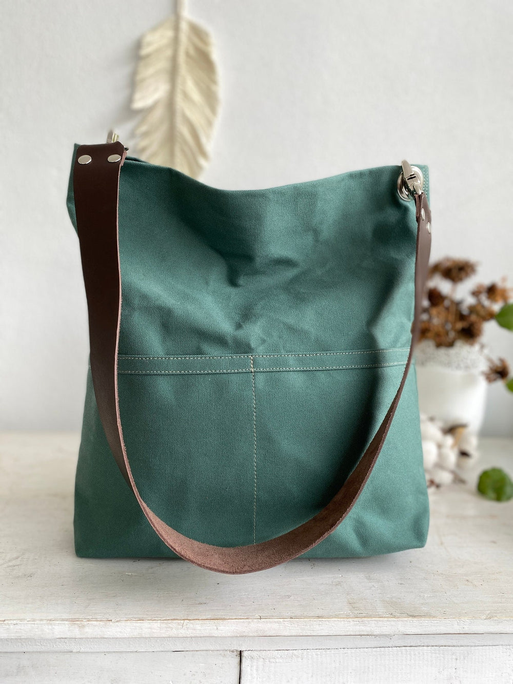 Mila 201 Amsterdam Green | Hobo Tote Bag