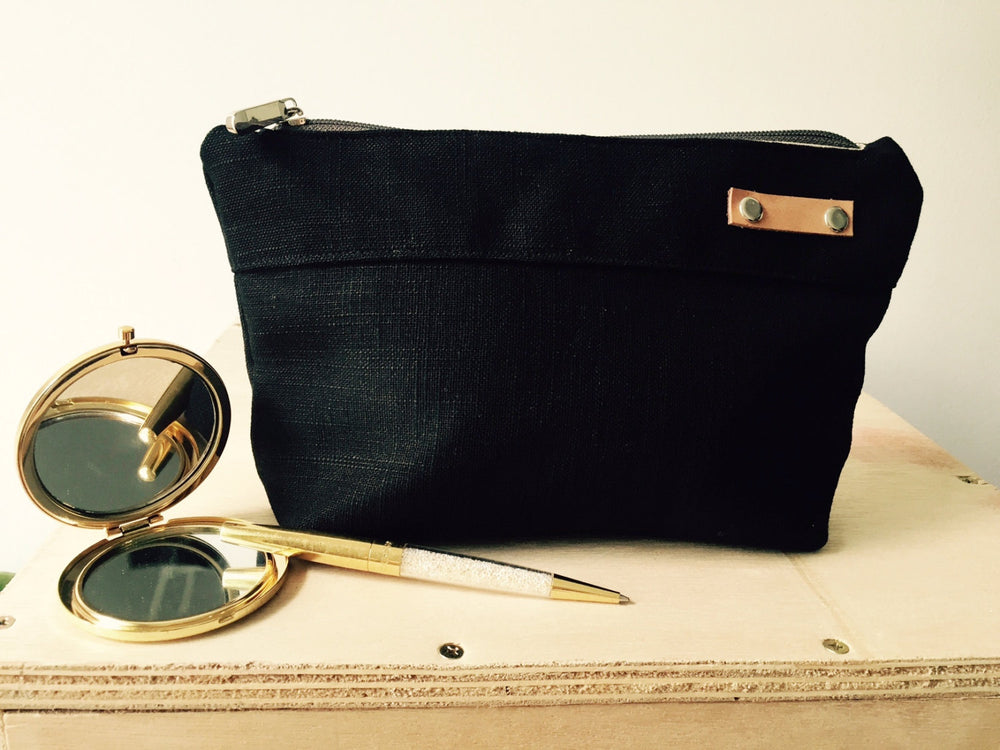 Kelly Black | Pouch