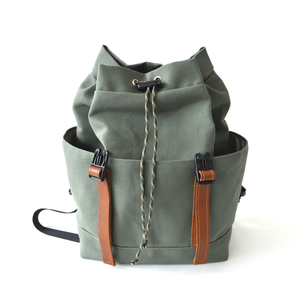 Alexis 309 Morandi Green | Backpack