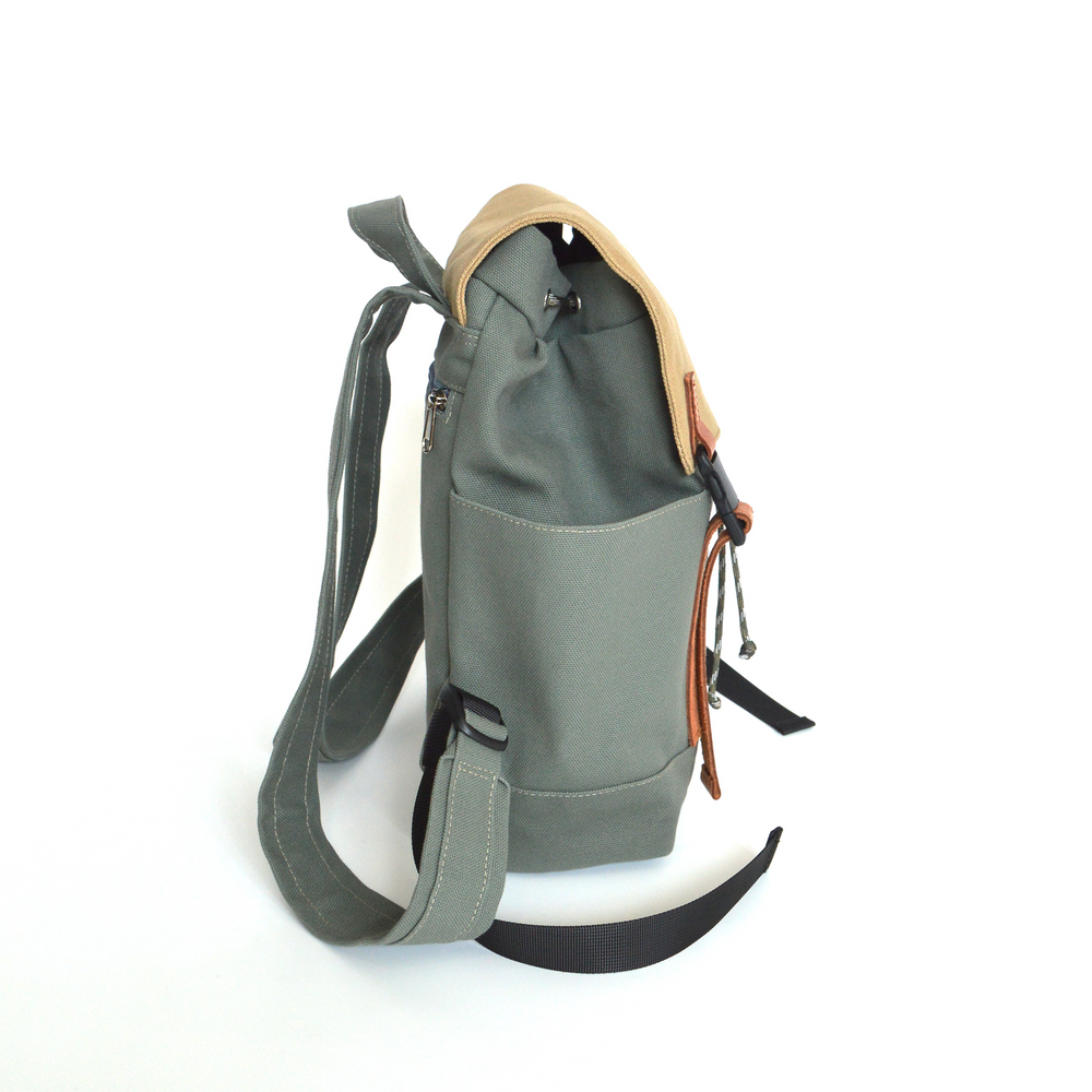 Alexis 309 Morandi Green & Light Khaki | Small Backpack