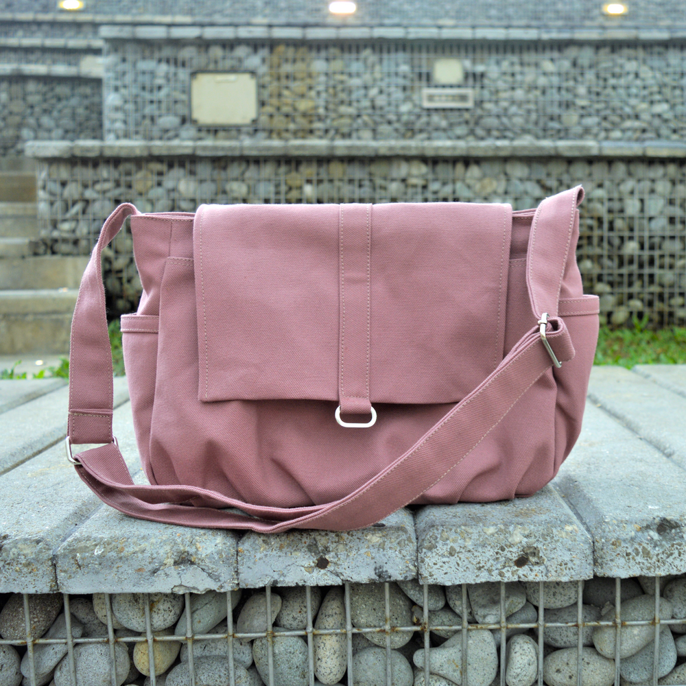 Danielle 19 Rust Pink | Small Messenger Bag