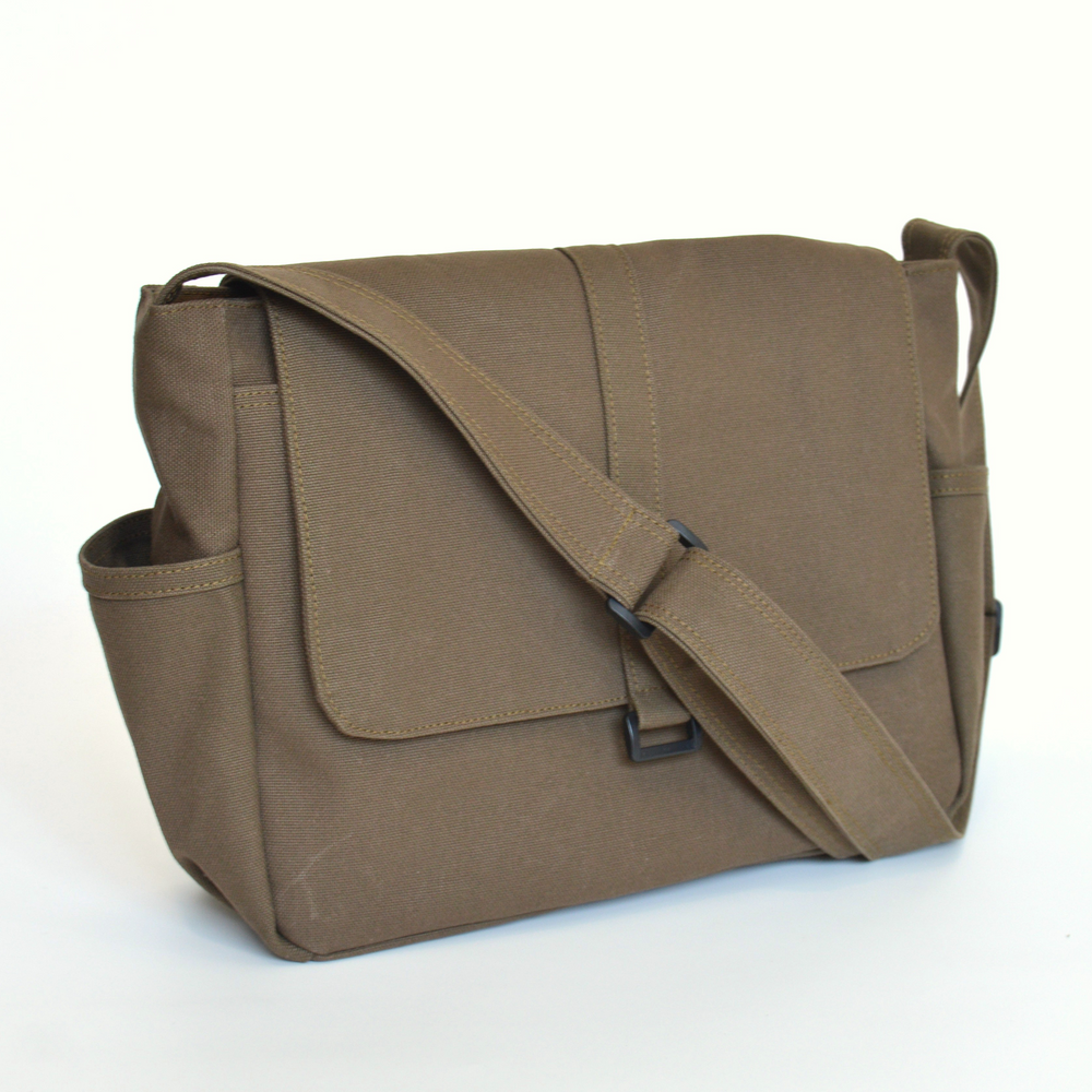 Levi 20 Taupe Brown | Messenger Bag