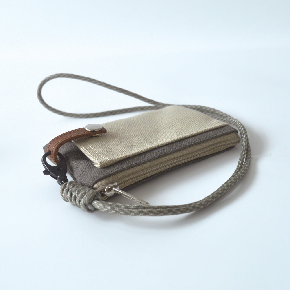Two Tone Card Pouch | Gray