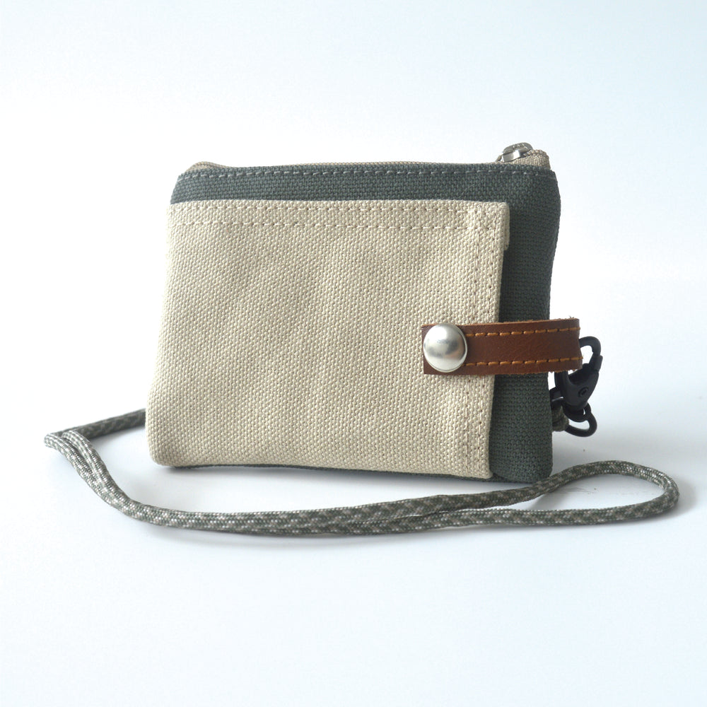 Two Tone Card Pouch | Morandi Green